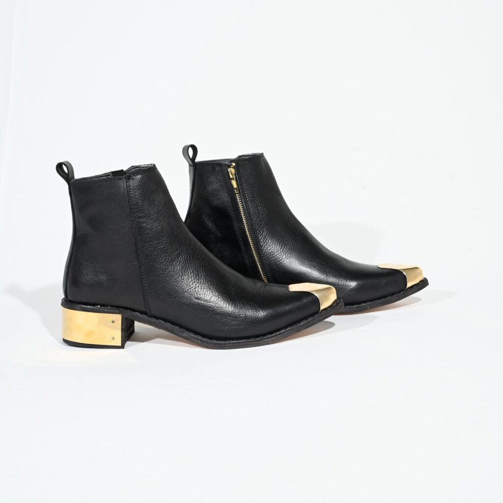 Metallic Detail Leather Chelsea Boots