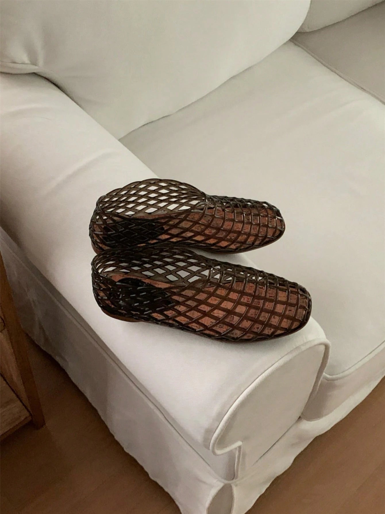 Vintage Full Grid Hollow Closed-Toe Flat Mule Slides With Cork Insole