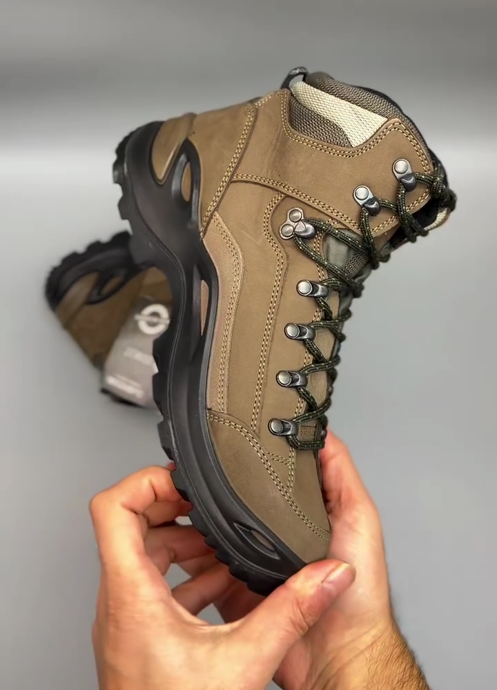 Outdoor Men's Waterproof And Durable Hiking Boots