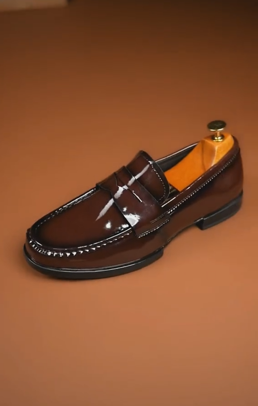 Glossy Slip-On Dress Shoes