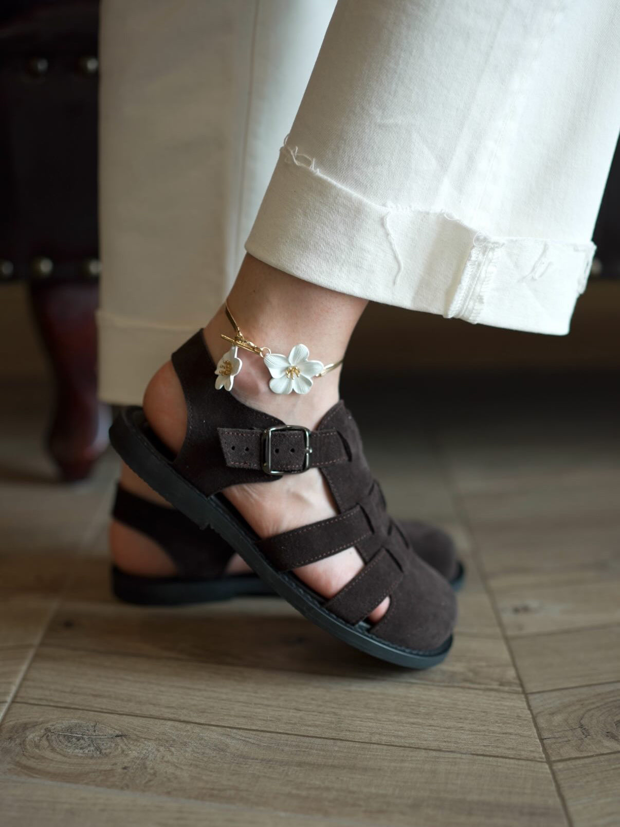 Women's Suede Fisherman Sandals