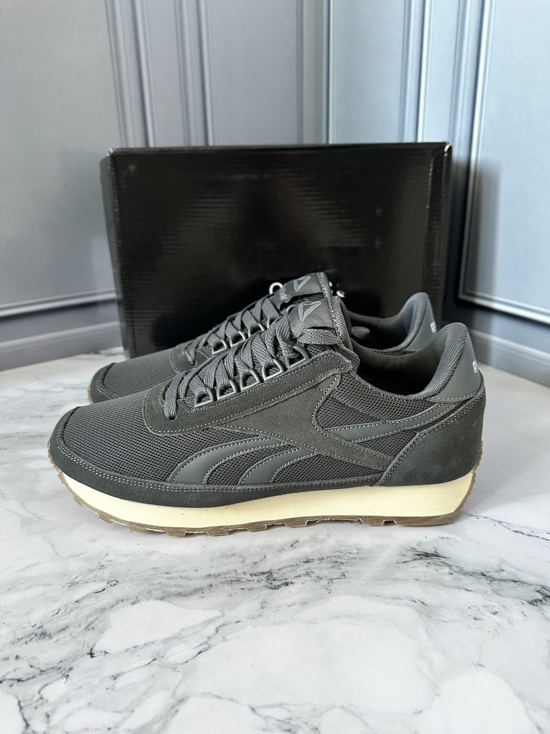 Men's Retro Mesh Suede Sneakers