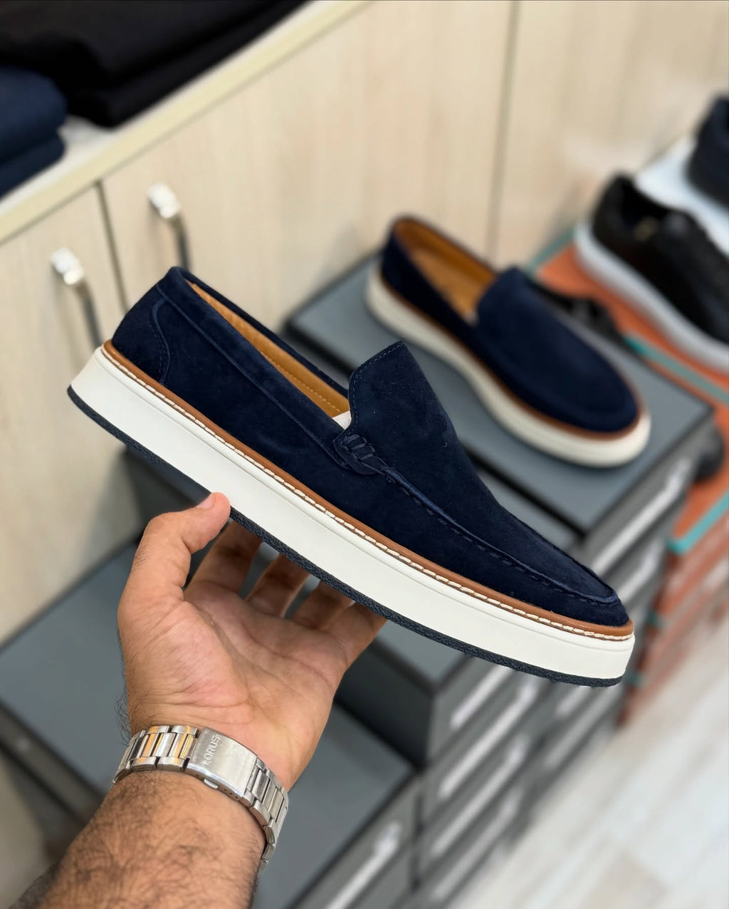 Men's Contrast Trim Casual Shoes