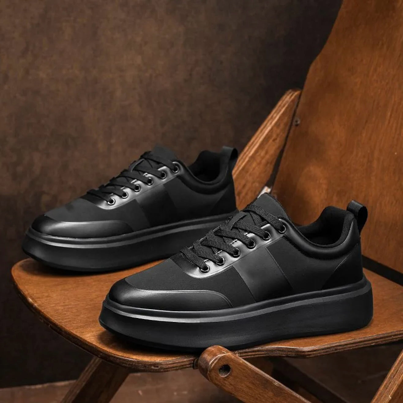Men's Minimalist Platform Sneakers