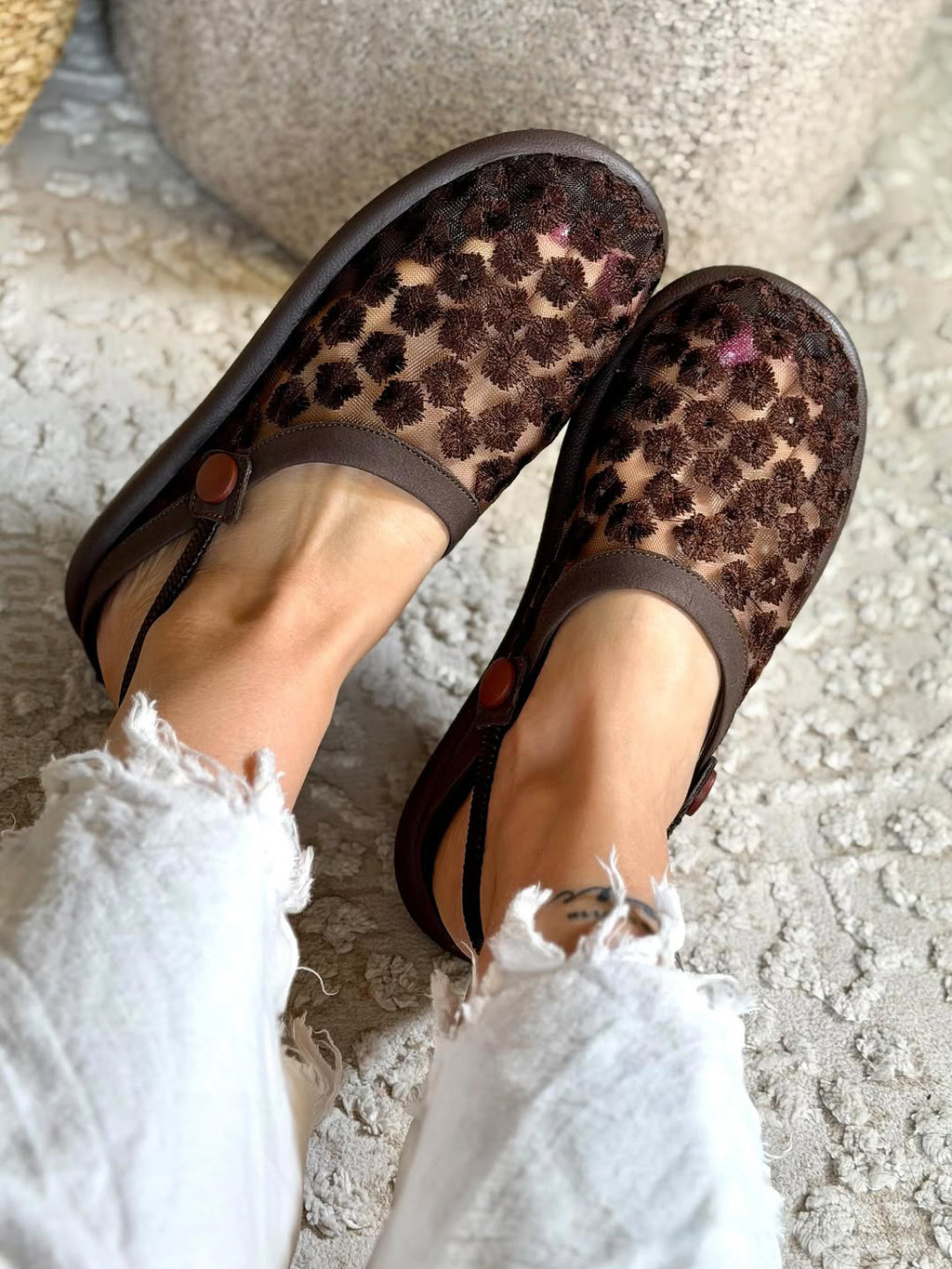 Ladies' Breathable Floral Mesh Convertible Backless Loafers