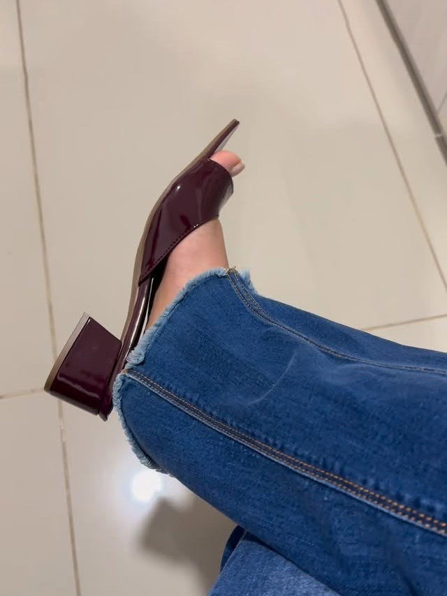 Women's Patent Leather Pointed-Toe Block Heel Mule Sandals