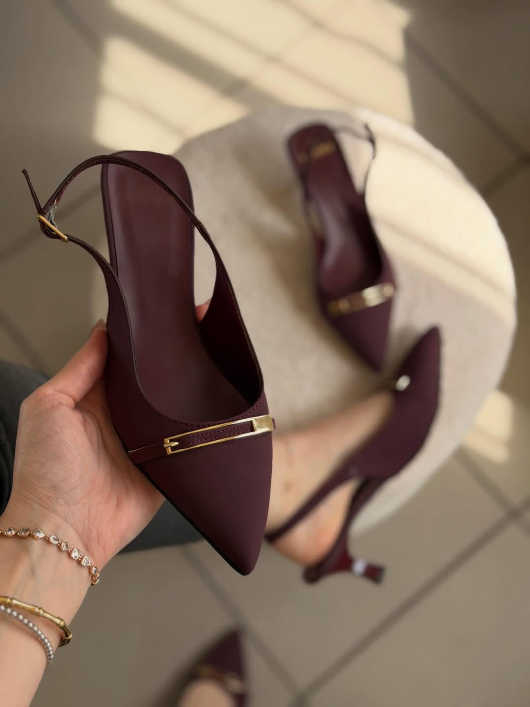 Ladies' Elegant Slingback Kitten Heel Pumps