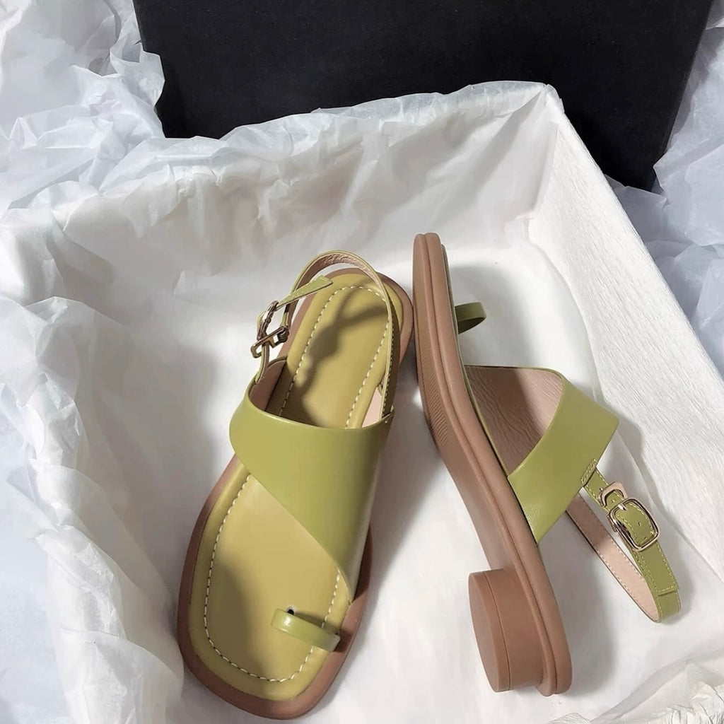 Ladies' Toe Loop Slingback Flat Sandals