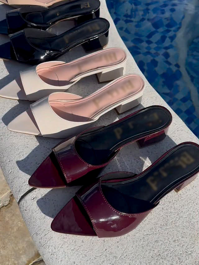 Women's Patent Leather Pointed-Toe Block Heel Mule Sandals