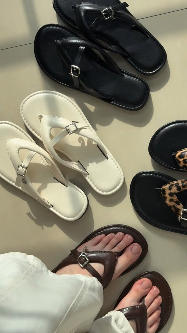 Ladies' Buckle Detail T-Strap Flip Flops