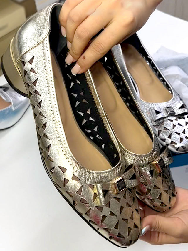 Ladies' Metallic Cutout Bow Low Block Heel Pumps