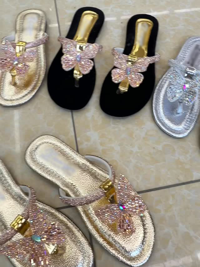 Women's Crystal Butterfly Embellished T-Strap Flip Flop Sandals
