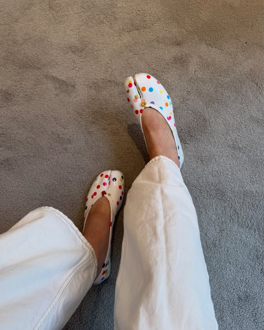 Women's Colorful Polka Dot Split-Toe Flats