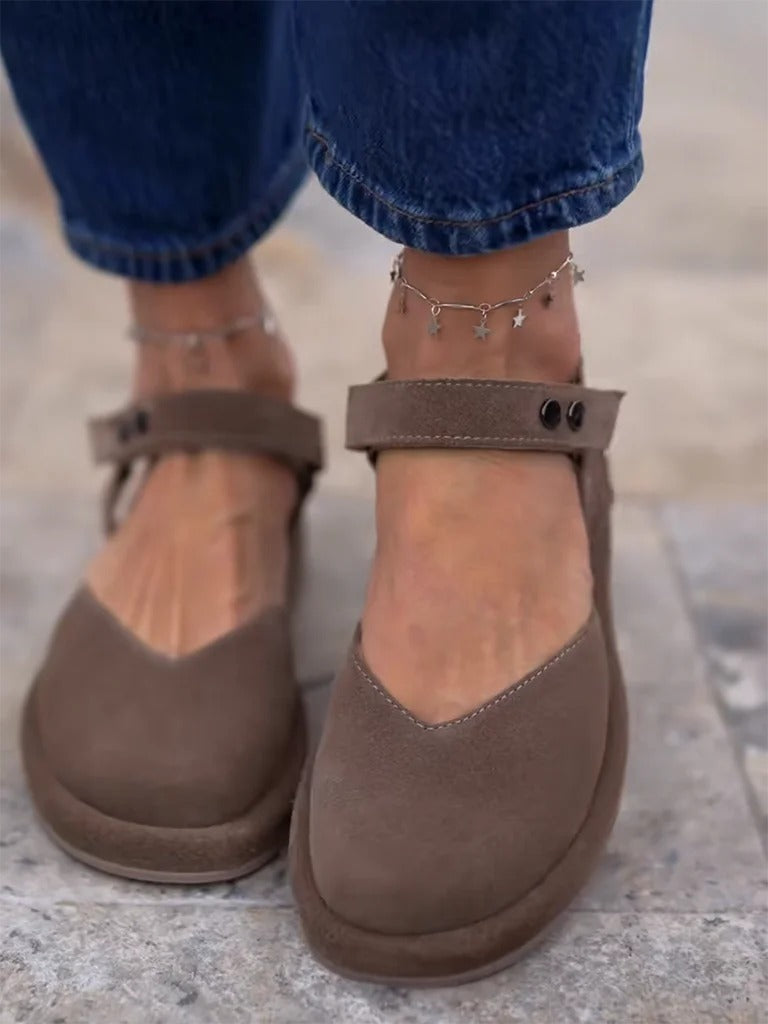 Ladies' Casual Retro V-Cut Wedge Sole Mary Jane Flats