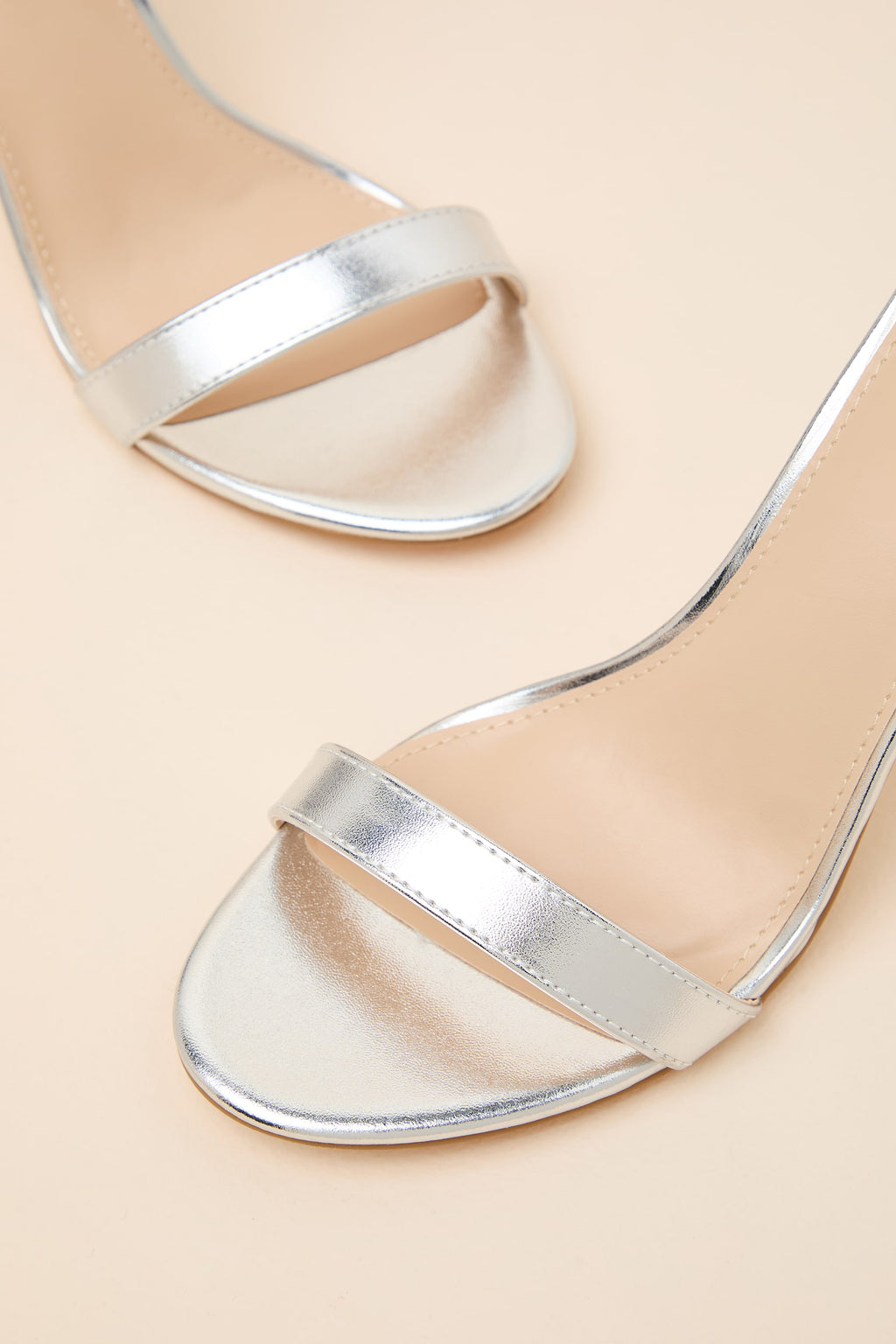 Women's Minimalist Ankle-Strap Block Heel Sandals