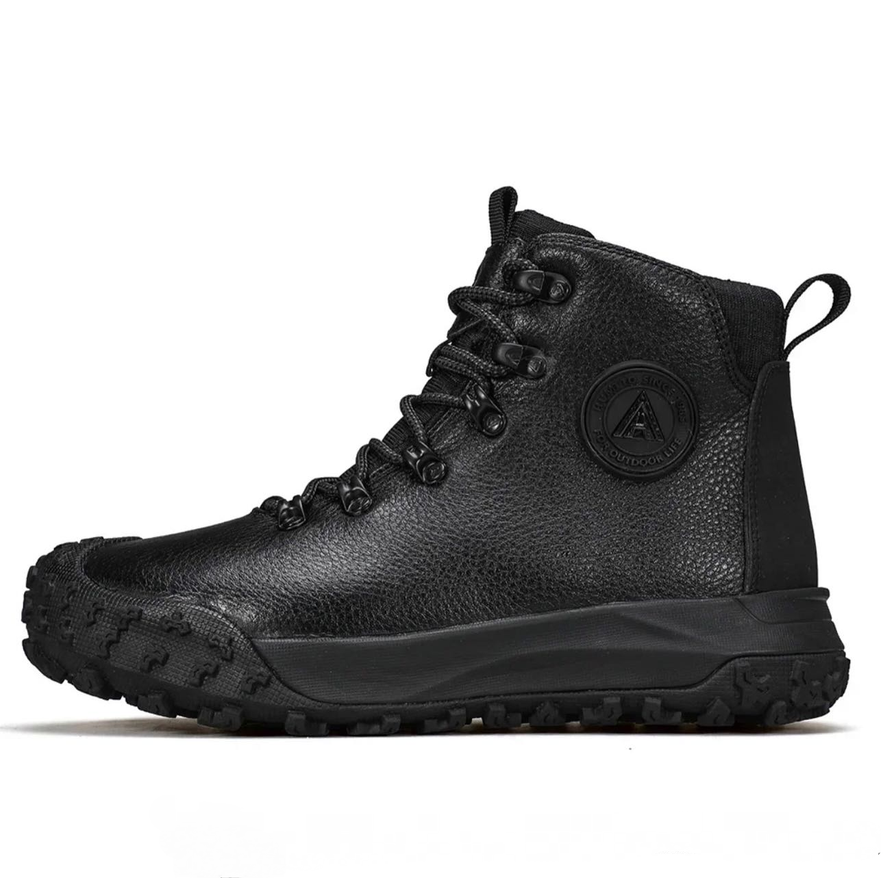Men's Durable and Supportive Hiking Sneakers