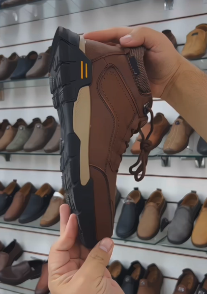 Men's High-Top Casual Shoes | Flexible & Slip-Resistant