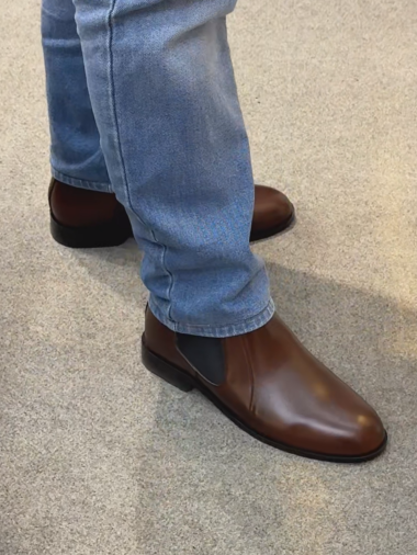 Side-Zip Casual Dress Chelsea Boots