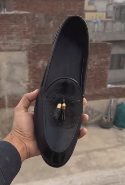 Black Grained Leather Tassel Loafers