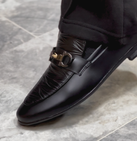 Wrinkled Leather Horsebit Loafers