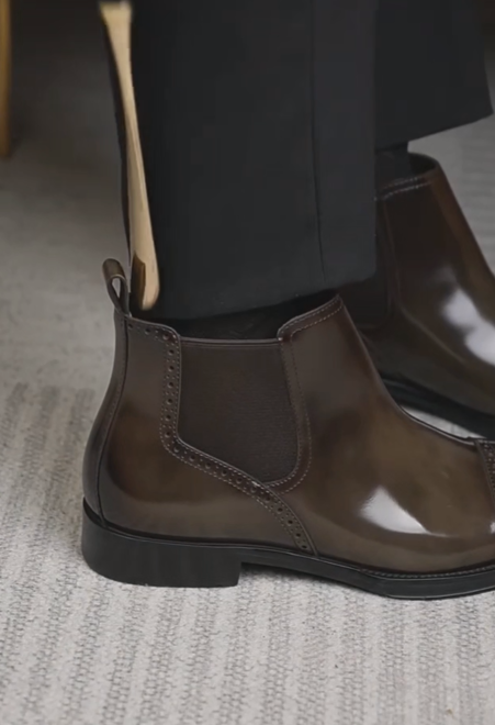 Polished Formal Ankle Boots With Elastic Gussets