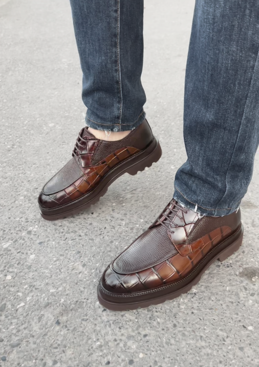 Thick Lug Sole Lace-Up Dress Shoes