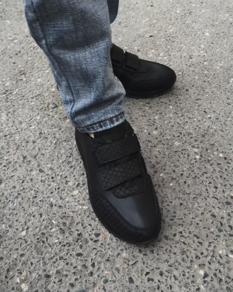 Dual-Texture Snake-Embossed Hook-and-Loop Sneakers