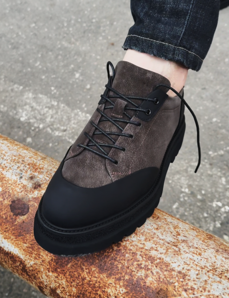 Chunky Lug Sole Lace-Up Casual Shoes
