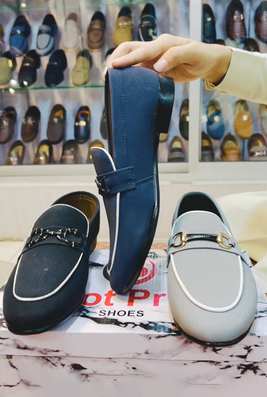 Men's Metal Buckle Loafers