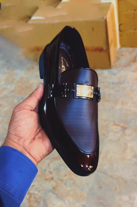 Men's Polished Gradient Leather Slip-On Dress Shoes