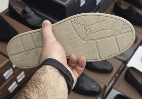 Men's Casual Contrast Sole Slip-On Shoes