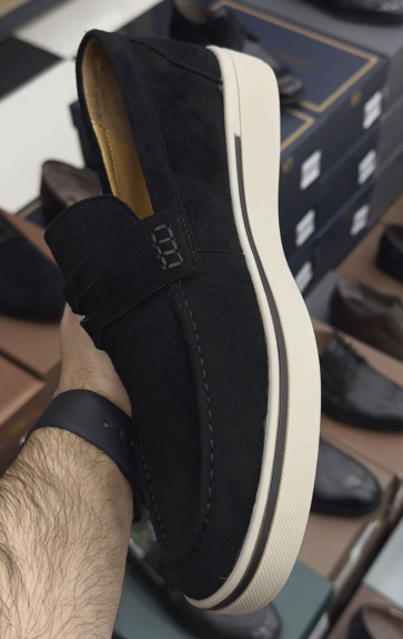 Men's Casual Contrast Sole Slip-On Shoes