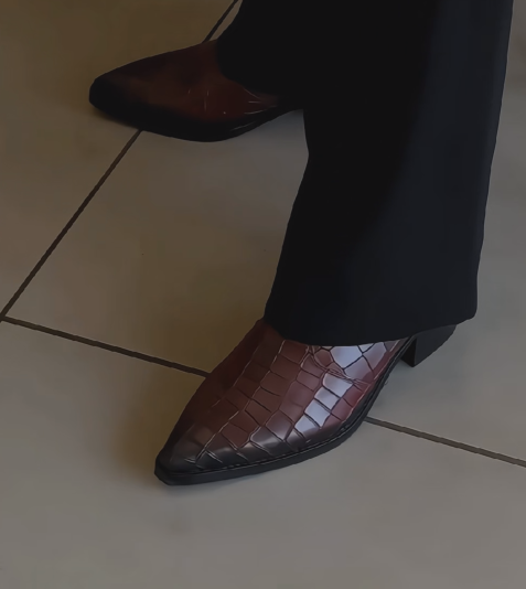 Men's Crocodile Embossed Pointed-Toe Ankle Boots