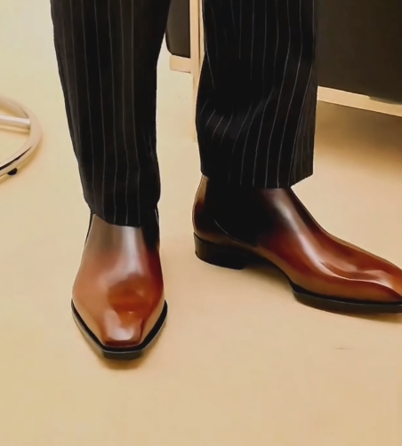 Men's Gradient Leather Chelsea Boots