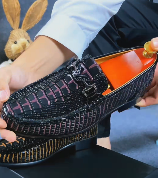 Men's Crocodile-Embossed Leather Loafers