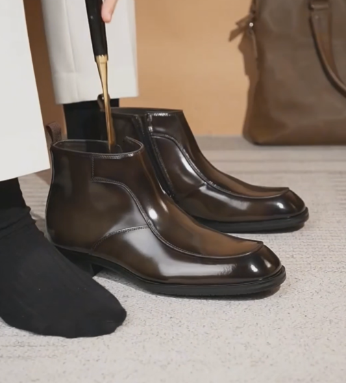 Men's Polished Leather Zip-Up Chelsea Boots