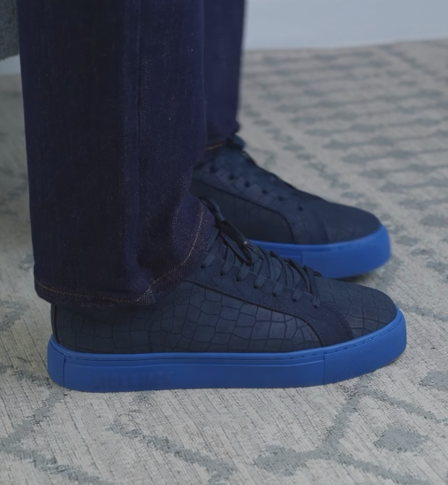 Men's Croc-Embossed Suede Casual Sneakers
