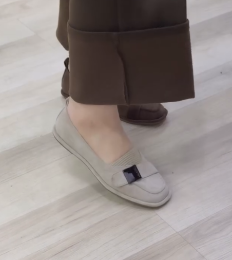 Ladies' Slip-On Comfort Casual Flats