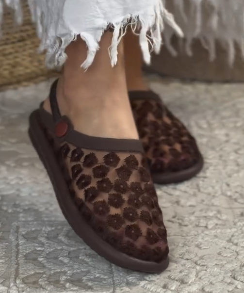 Ladies' Breathable Floral Mesh Convertible Backless Loafers