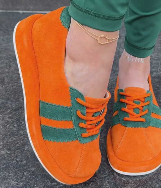 Women's Retro Color-Block Lace-Up Soft Sole Walking Shoes