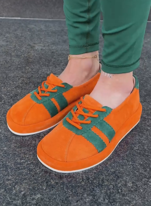 Women's Retro Color-Block Lace-Up Soft Sole Walking Shoes