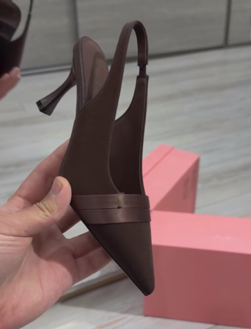 Women's Pointed Toe Slingback Kitten Heel Pumps