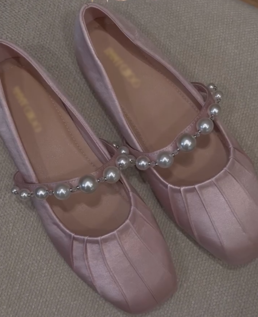 Ladies' Pearl Strap Pleated Square-Toe Ballet Flats