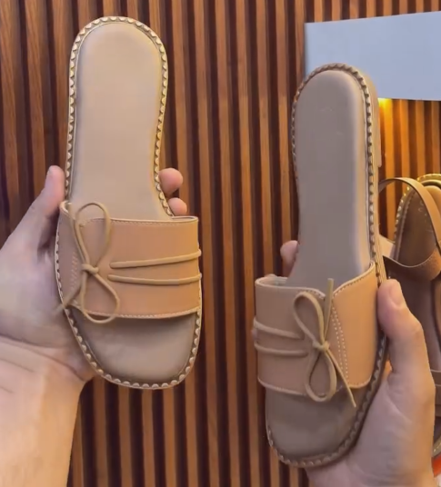Ladies' Bow Detail Flat Slide Sandals