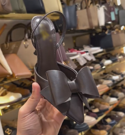 Ladies' Oversized Bow Pointed-Toe Slingback Heels