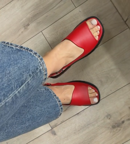 Ladies' Chunky Sole Cutout Slingback Sandals