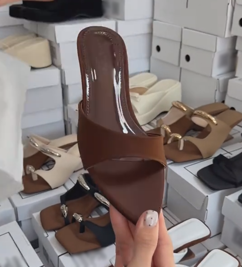 Minimalist Solid Color Open-Toe Flat Mules