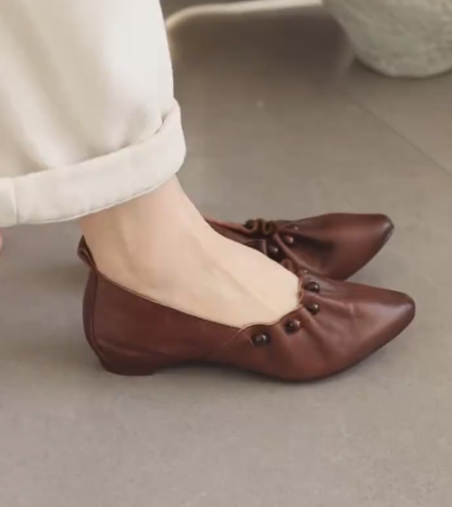 Vintage-Inspired Beaded Pointed Toe Leather Flats
