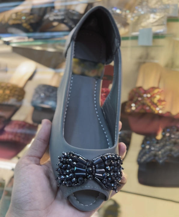 Ladies Beaded Bow Peep-Toe Slingback Sandals