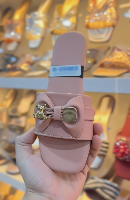 Ladies Teddy Bear Bow Accent Slide Sandals